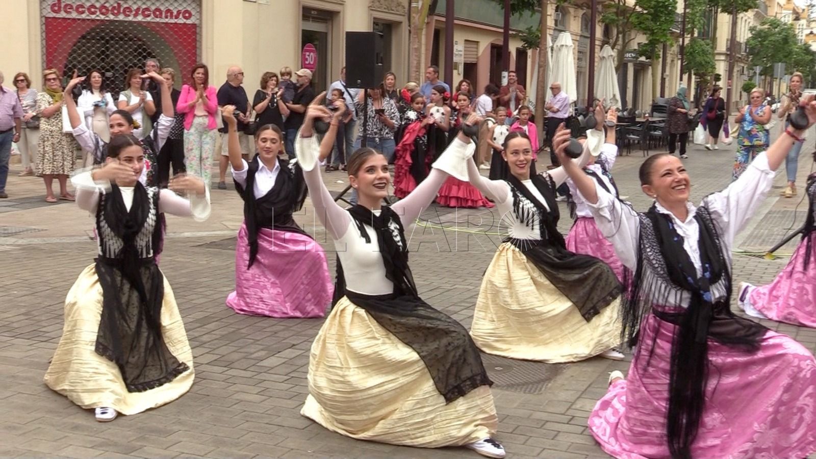WhatsApp Image 2023 10 14 at 13.13.22 Ballet Colores pone ritmo al centro con su actuación