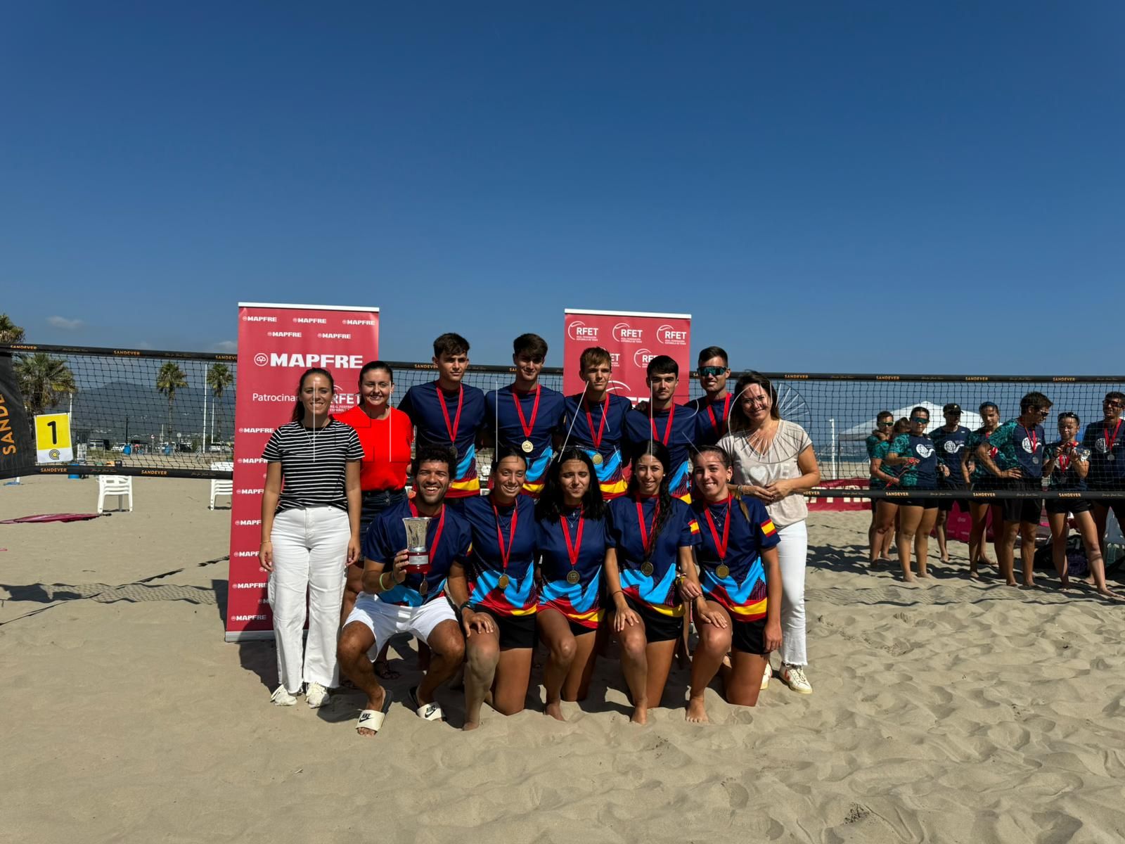 d8681246 b555 4c9d a8b2 3823ff04a17d El Club Tenis Melilla, campeón de España de tenis playa por equipos