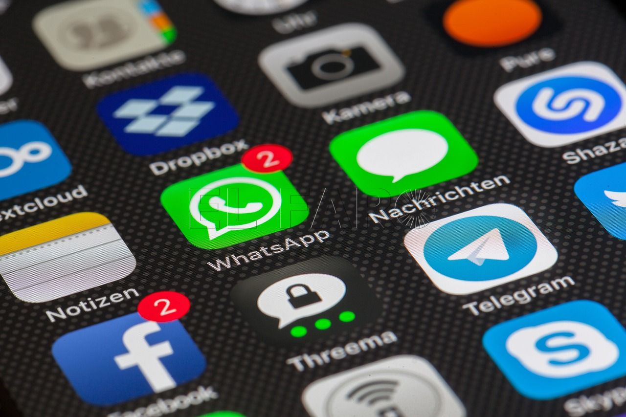 Las redes sociales eliminan barreras de comunicación y estimulan la creatividad, según el primer estudio sobre su impacto en la salud mental