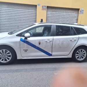 licencia 25 taxi La Ciudad costeará las franjas azules de los taxis