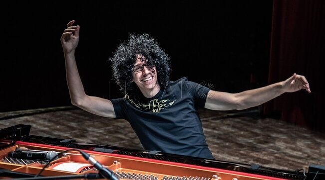 080009760 31332ec2 3832 4fa2 83a5 f744d59b9c67 Giovanni Allevi, un encuentro en el cielo