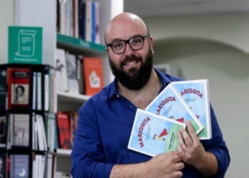 1606410094939JUAN NARANJO.jjpg Juan Naranjo, en la Librería este viernes para hablar sobre crecer siendo LGTB