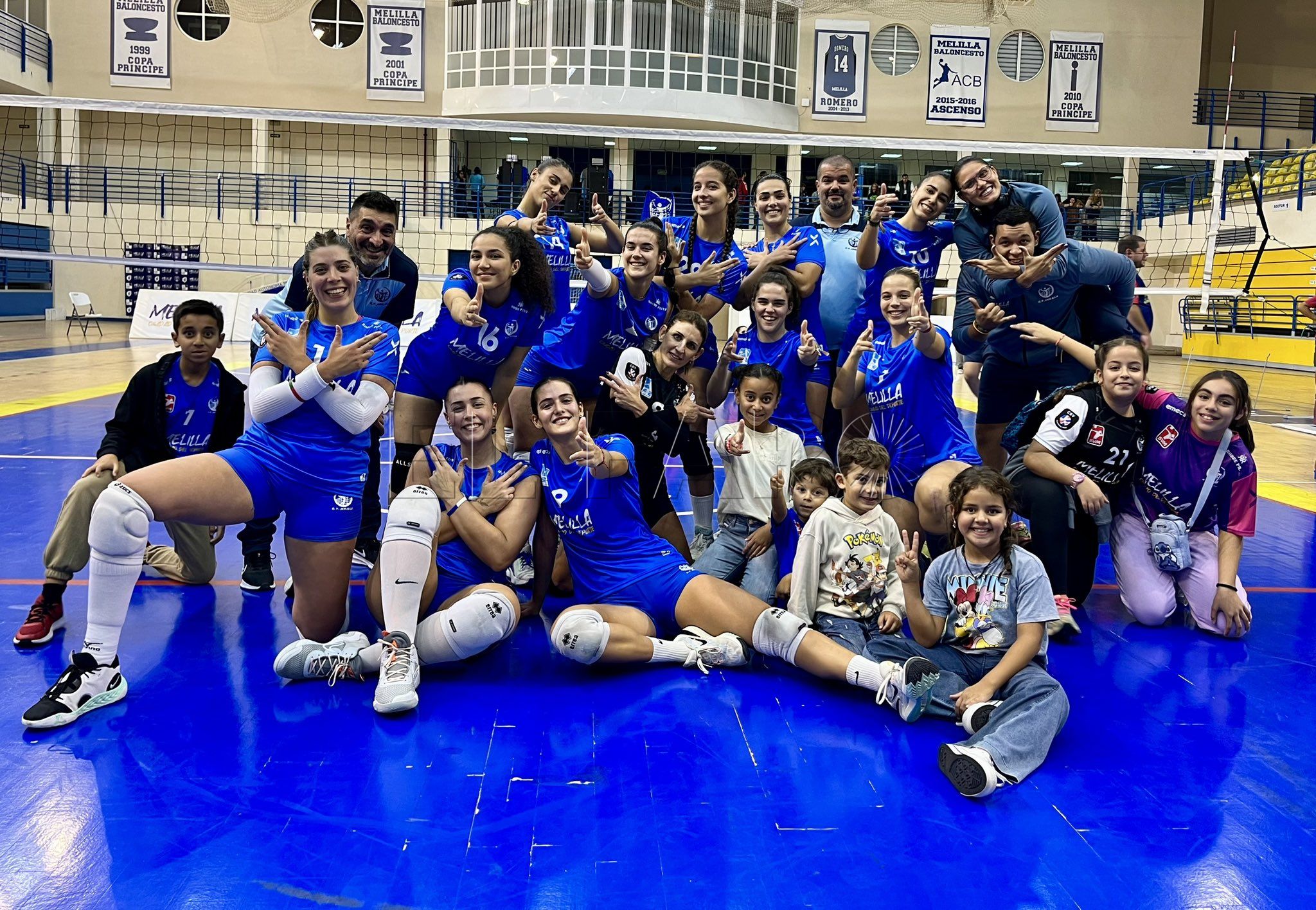 F rN8pwXAAAjJyZ Trabajada victoria de Melilla