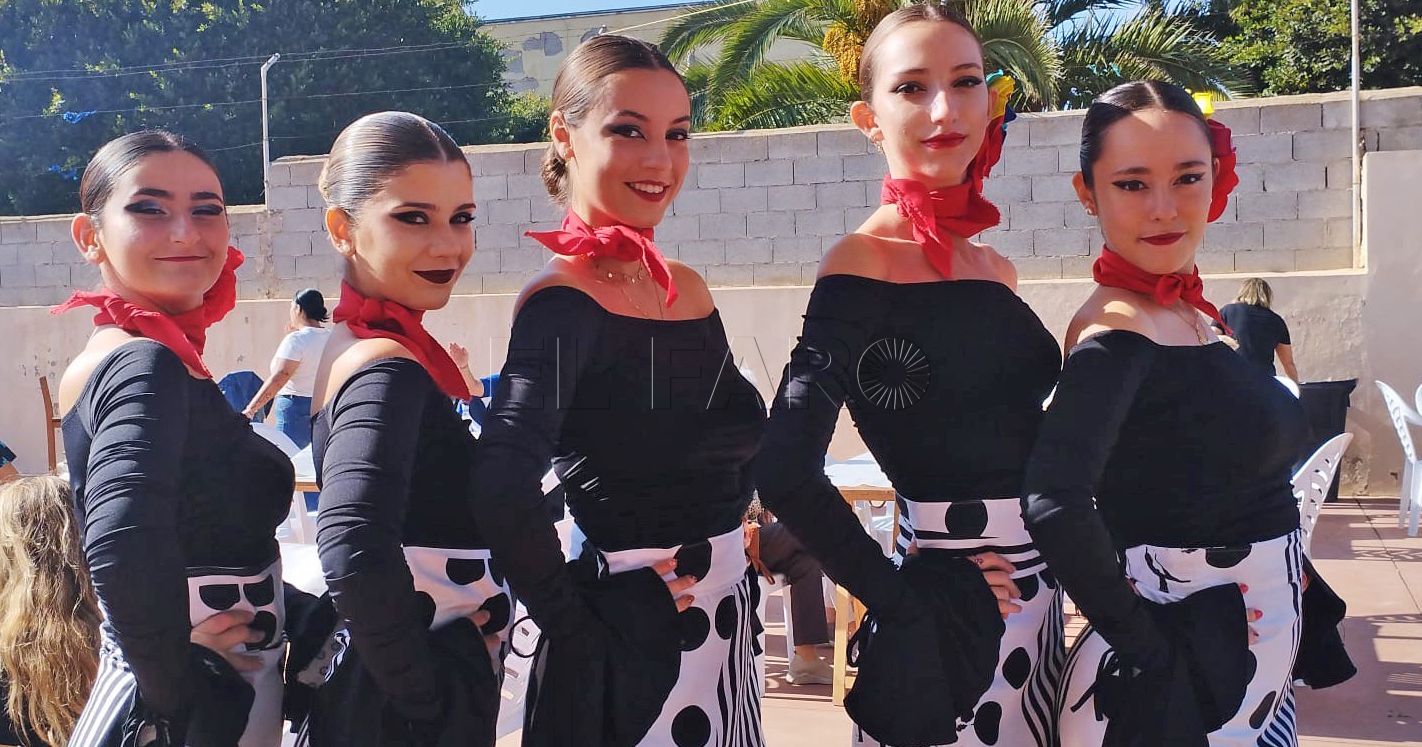 Flamencas El Patio del Cura se viste de gala para celebrar la festividad de Santa Cecilia