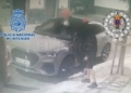 Foto 2 1 Dos detenidos por el incendio de un coche en el barrio del Real