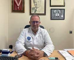 Justo El Colegio de Médicos de Melilla muestra su apoyo a la encomienda de gestión de sanidad