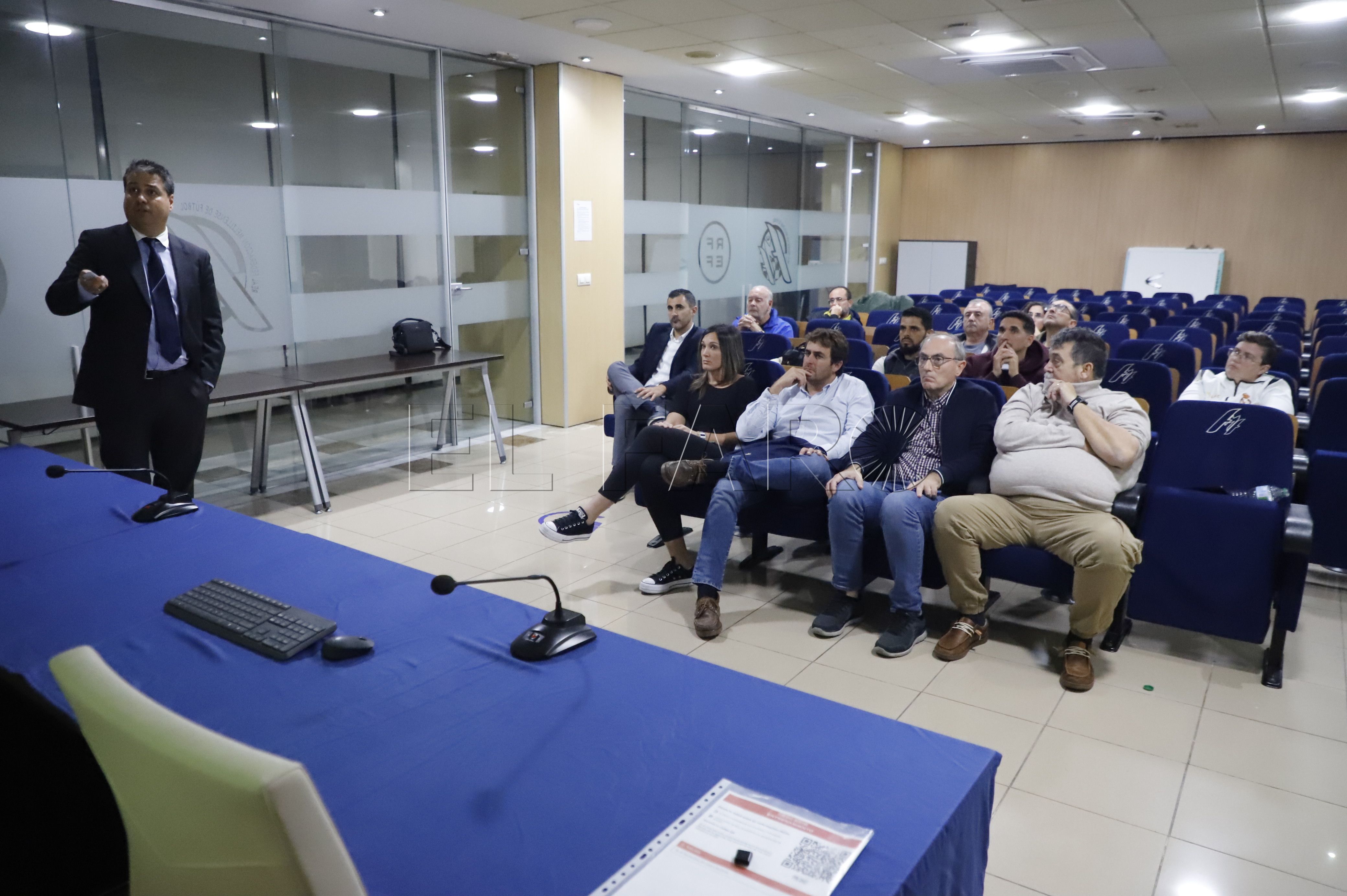 MG 0271 Celebrada la I Jornada para afiliados de la Real Federación Melillense de Fútbol
