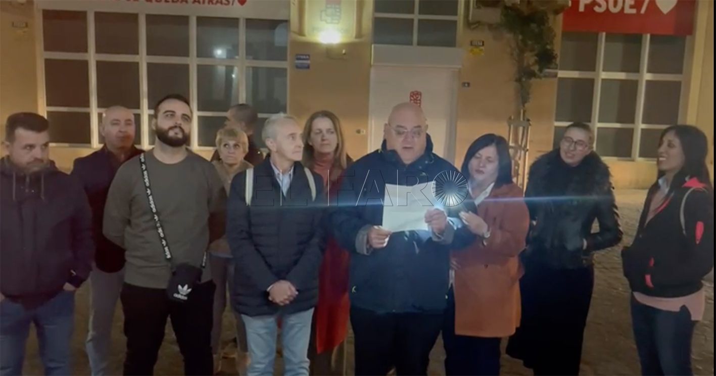 Vox manifiesto sede PSOErecorte Vox y Solidaridad protestan contra la amnistía frente a la sede del PSOE