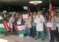 WhatsApp Image 2023 11 23 at 11.53.49 Cerca de un centenar de personas se concentra en el Hospital Comarcal en apoyo a los sanitarios de Palestina