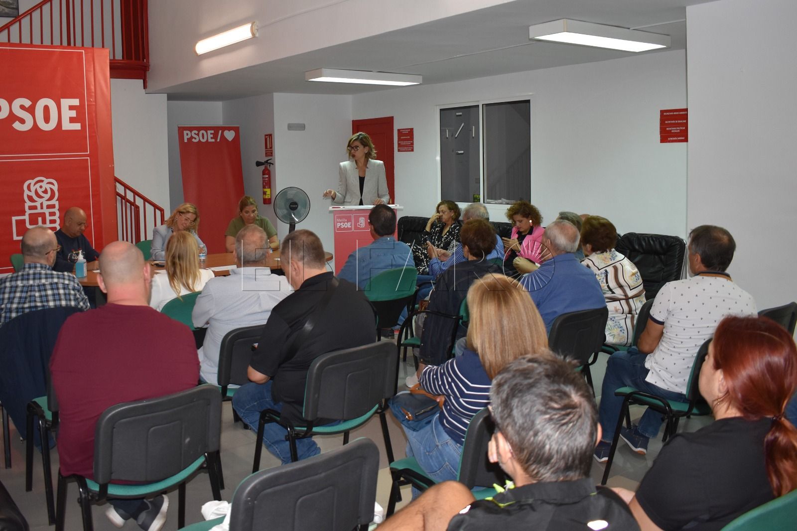 El PSOE consulta a su militancia sus pactos para la investidura
