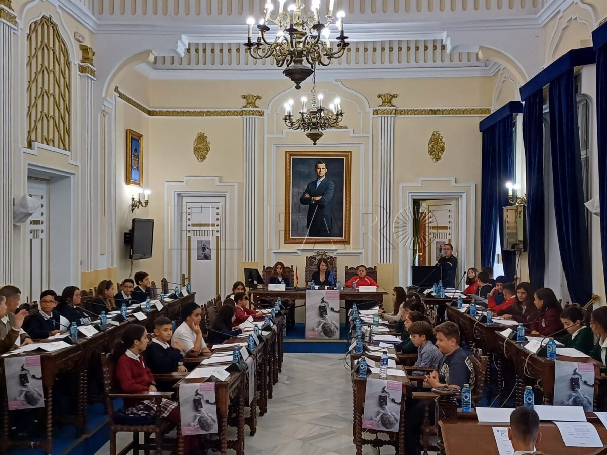 f533bcb3 6e06 4e2c b09f 843cfea69b7a e1700500586891 Los escolares de Melilla se convierten en diputados en el Día Mundial de la Infancia
