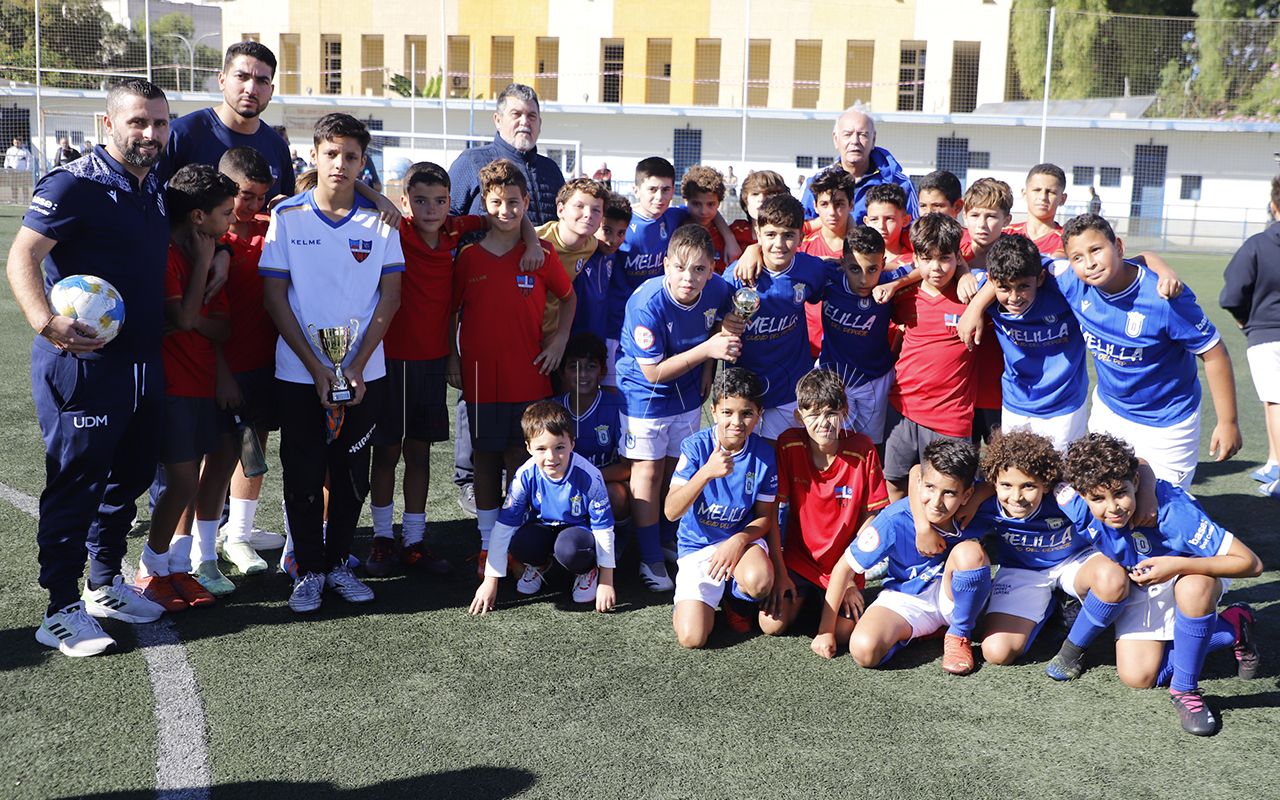 1a FINALISTAS JUNTOS 1 Las Copas Alevín para UD Melilla, Hermandad y CD Espiguera
