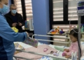 23D 6 1 Una visita llena de solidaridad al Hospital Comarcal