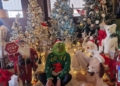 El Grinch en el Restaurante Almíbares de Melilla Historia del Grinch, el gruñón de la Navidad