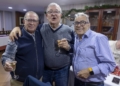 Los mas antiguos brindan Luismi Ruiz, Premio Pedro de Estopiñán
