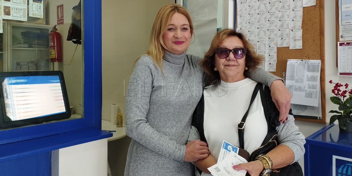 Lotería Foto 1 “Muchos sitios de la península nos llaman para comprar décimos”