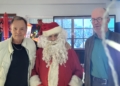 Santa Claus junto a Erik y Ebbe Visita de Santa Claus al British Centre