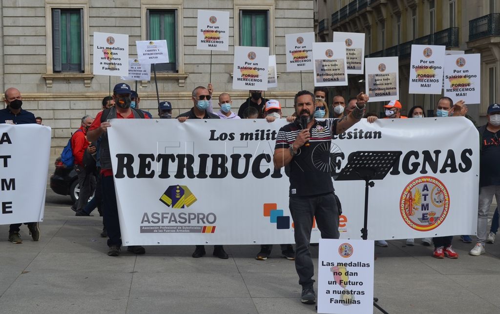 Tropa y Marinería, "defraudados" por la falta de respuesta a sus reivindicaciones