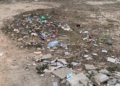 WhatsApp Image 2023 12 05 at 13.36.22 2 Colchones, electrodomésticos y mucha basura por las calles del barrio de Las Palmeras