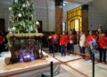 WhatsApp Image 2023 12 20 at 12.20.58 1 Cerca de 300 alumnos del León Solá visitan la Asamblea para ver la decoración de Navidad