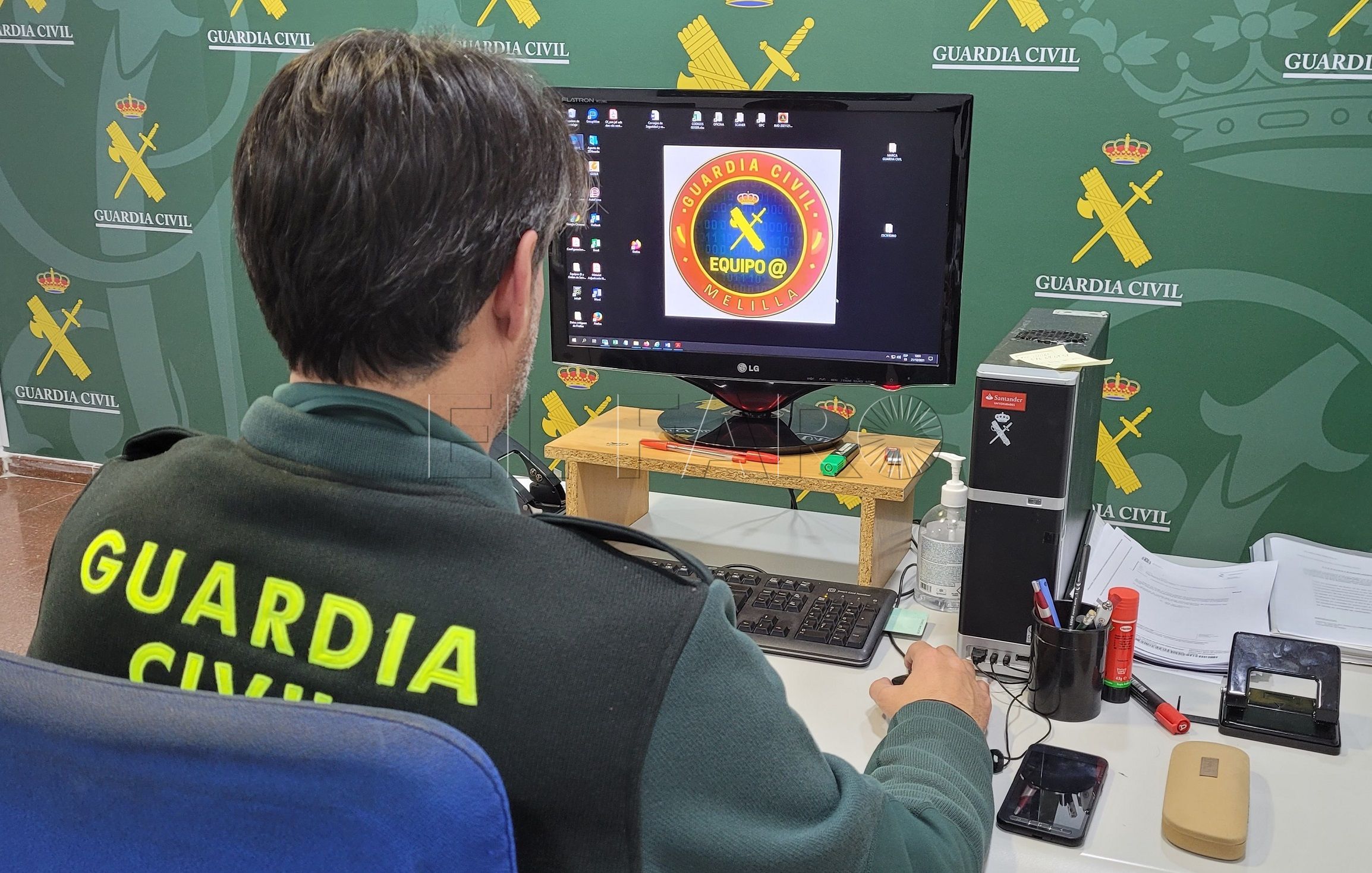 La Guardia Civil aconseja sobre las compras online con motivo de las fiestas navideñas