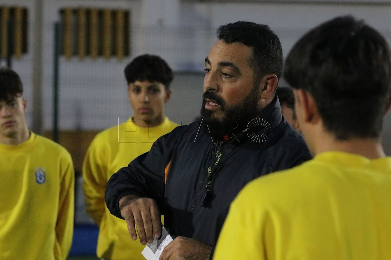 unnamed 3 La UD Melilla juvenil juega como local frente al Calavera FC