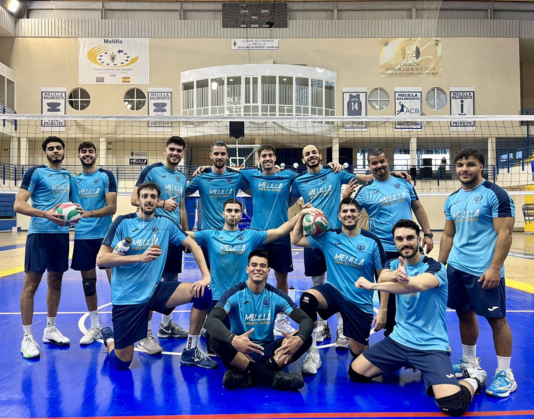 GC2lZhKWsAAmYQW Vuelta a los entrenamientos en 2024