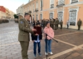 WhatsApp Image 2024 01 25 at 19.14.16 El Regimiento de Caballería lleva a cabo el primer arriado de la Bandera de este año