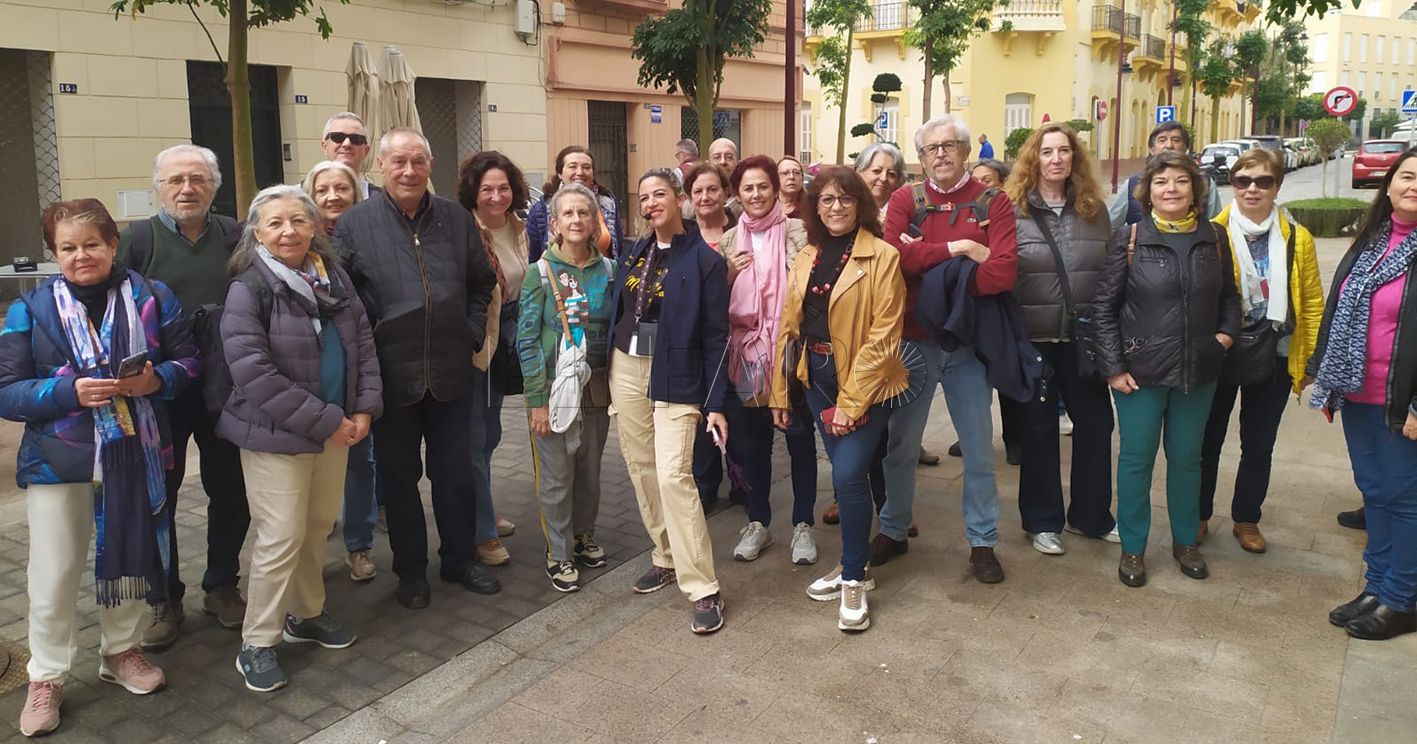 WhatsApp Image 2024 01 28 at 12.46.48 1 recorte Un grupo de 'Viajar con historia', de ruta por Melilla este domingo