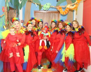 1. Personal de la Escuela Infantil Virgen de la Victoria Koala Las escuelas infantiles de Melilla celebran con ilusión el Carnaval