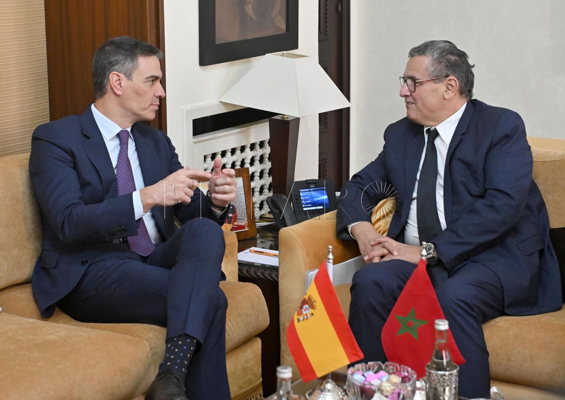 Sánchez se vuelve de Marruecos sin fecha para reabrir la aduana