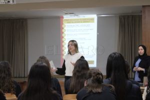 95184468 16ef 4bd5 a0c3 c5eb301b1ee3 Delegación del Gobierno acerca la administración electrónica a los jóvenes