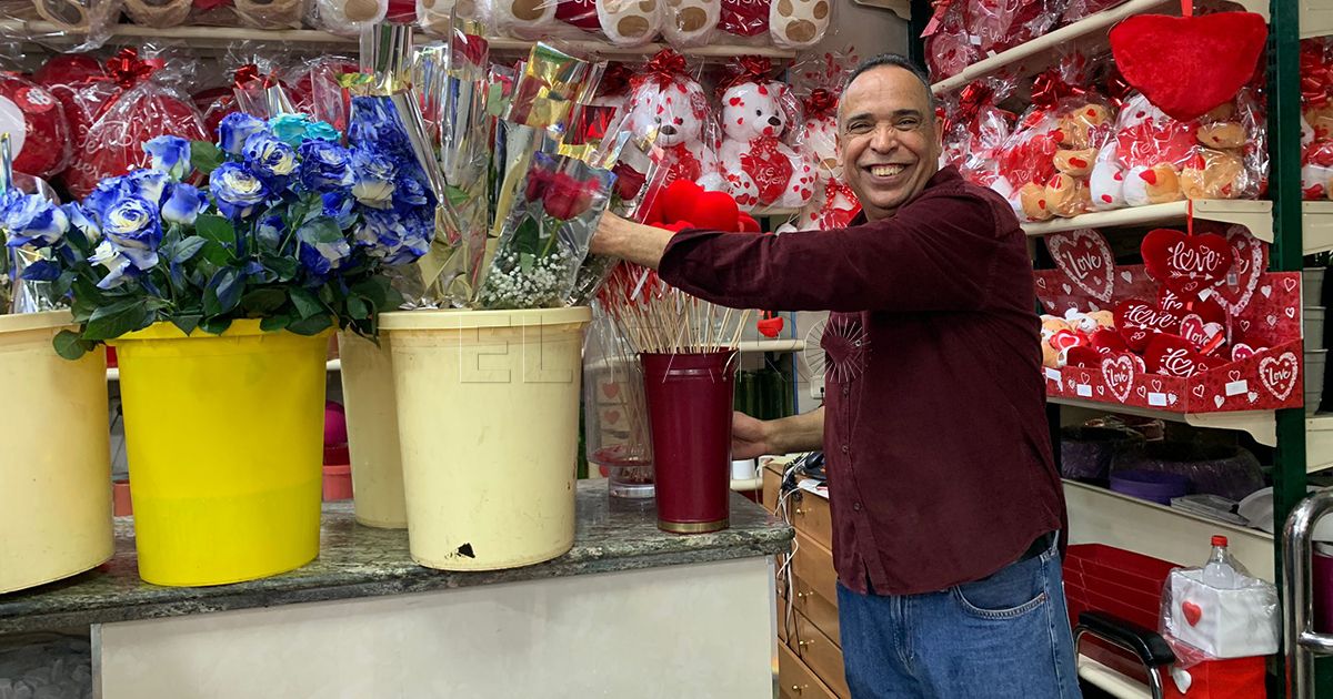 Floristerías llenas en Melilla este San Valentín