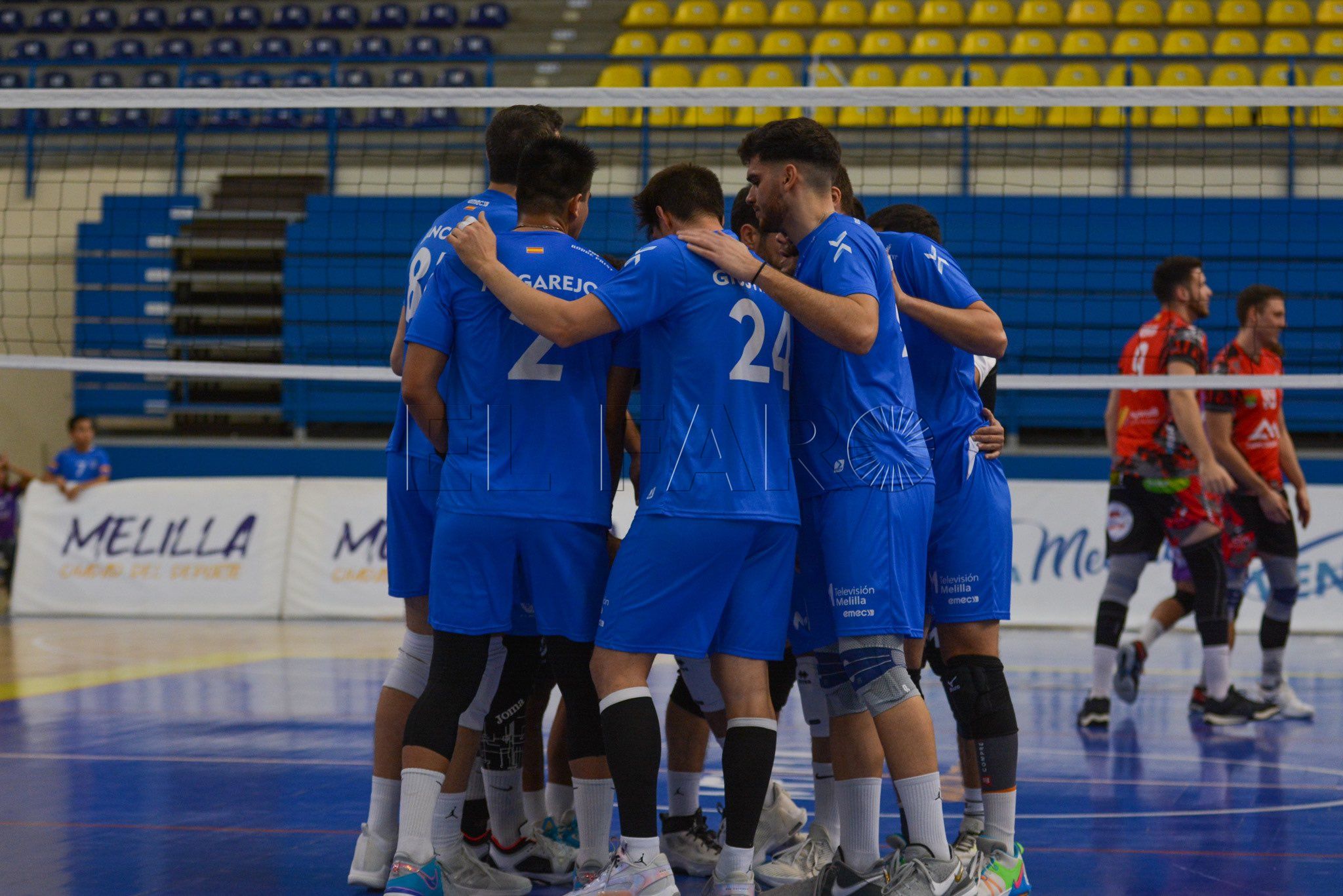 GFbijvdWgAACb4k El CV Melilla sufre una dura derrota en la pista del Arenal