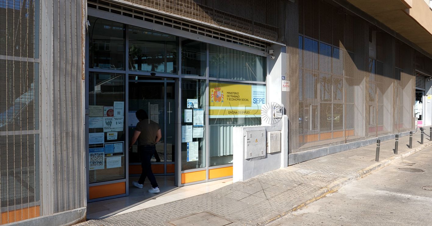 Aumenta el paro en Melilla en 284 personas y pierde afiliación