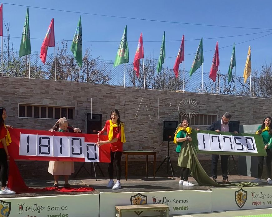 44 Los rojos y los verdes disfrutan con el deporte