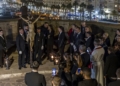 Foto 10 El Vía Crucis y el traslado del Cautivo inician la Semana Santa