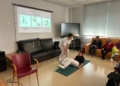 IMG 20240312 WA0036 La fisioterapeuta Marta Trapero da una charla en el centro social de mayores