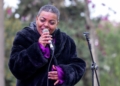 R03L3596 Suzette Moncrief deleita a los melillenses y se adueña del Parque Hernández
