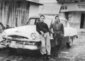 Taxi Plimouth parada Candido Lobera año 1961 El niño que llevaba la cena a su padre a la parada de taxis de Cándido Lobera