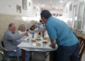 WhatsApp Image 2024 03 17 at 10.07.49 Lleno en el Centro Hijos de Melilla en la comida del Día del Padre