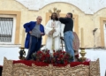WhatsApp Image 2024 03 25 at 18.47.41 Melilla arropa a Jesús ante Pilatos durante su recorrido procesional