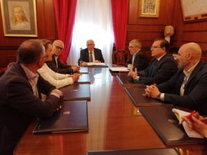 morán páez imbroda y ronda La Ciudad recibe la transferencia de las competencias sobre la desaladora