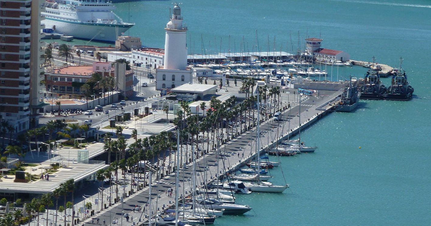 puerto de málaga recorte Incautada una tonelada y media de hachís en cuatro operaciones en el puerto de Málaga