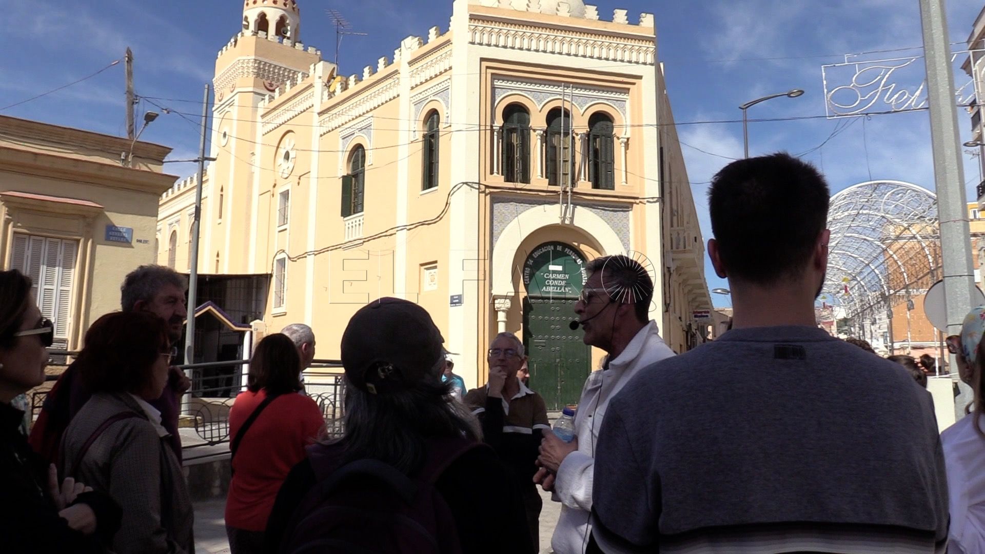 tour rastro 2 Arrancan las actividades de Ramadán con una visita guiada por el Rastro