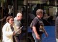 turistas autobus 3 Unos 600 turistas desembarcan en Melilla en el primer crucero del 2024