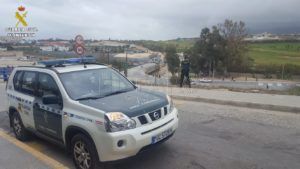 02 Vista patrulla La Guardia Civil detiene a una persona como autor de un delito de amenazas y lesiones con arma blanca