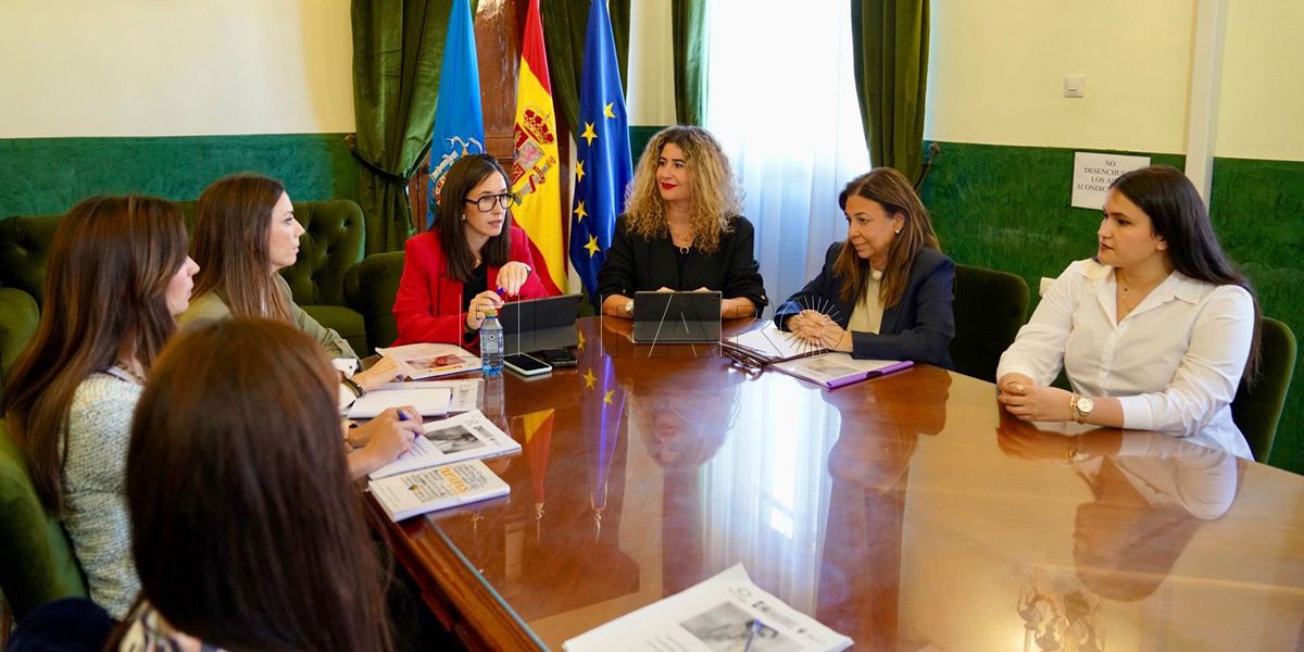 1 3 Primera reunión del Centro de Crisis para víctimas de agresiones sexuales
