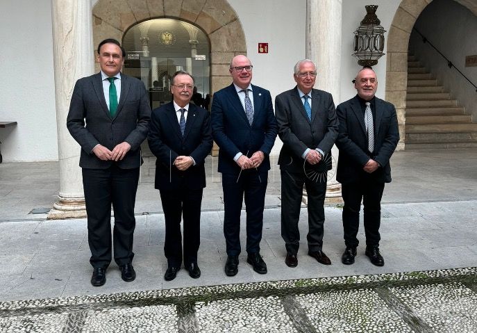 Fructífero primer encuentro en Granada para impulsar los campus de Melilla y Ceuta