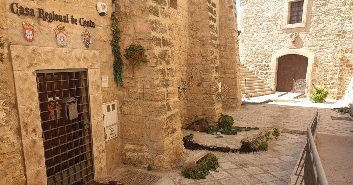 La Casa de Ceuta en Melilla condena los actos vandálicos sufridos en el callejón de San Juan